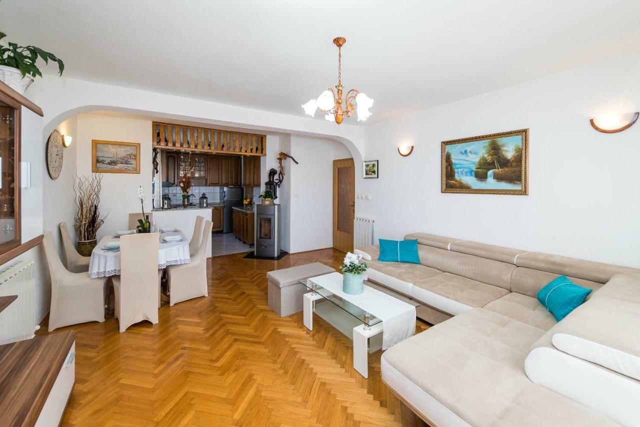 Apartmani Jordanka Crikvenica Exterior foto